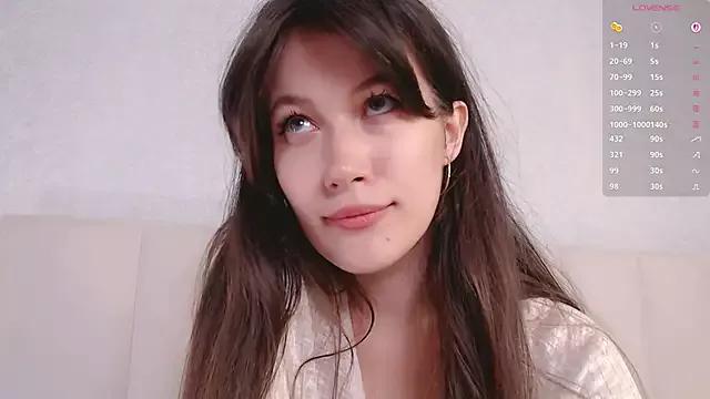 lustessence from StripChat is Freechat