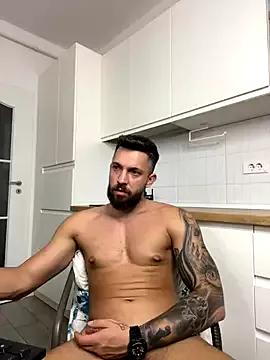 LustyMike_ from StripChat is Freechat
