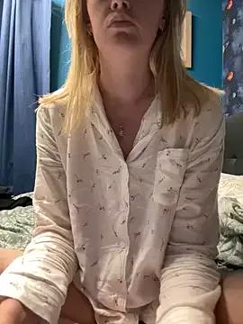 LustyNatalia from StripChat is Freechat