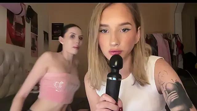 Check-out your craziest wishes with our pick of gaming cams models, featuring big knockers, round tails and tight twats.