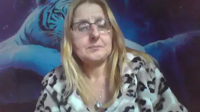 LuveableLucy from StripChat is Freechat