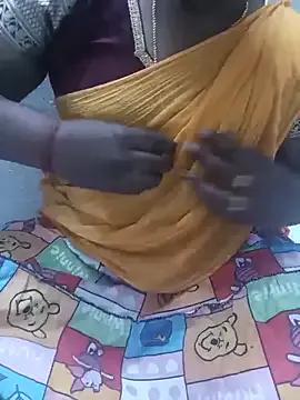 MaaliiiPonuTamil from StripChat is Freechat
