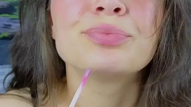 MadameDeFeu from StripChat is Freechat