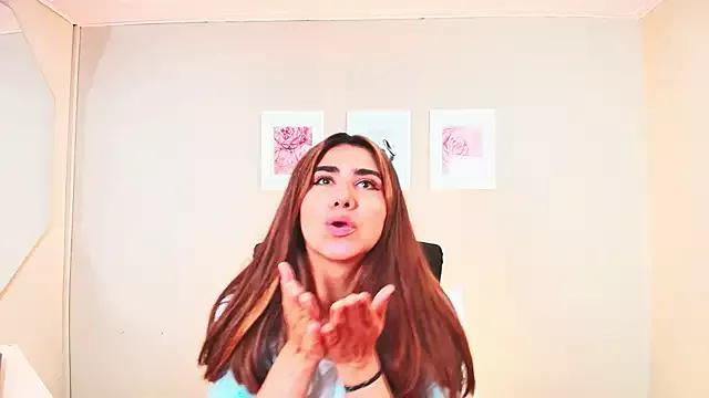 maddie_beauty from StripChat is Freechat