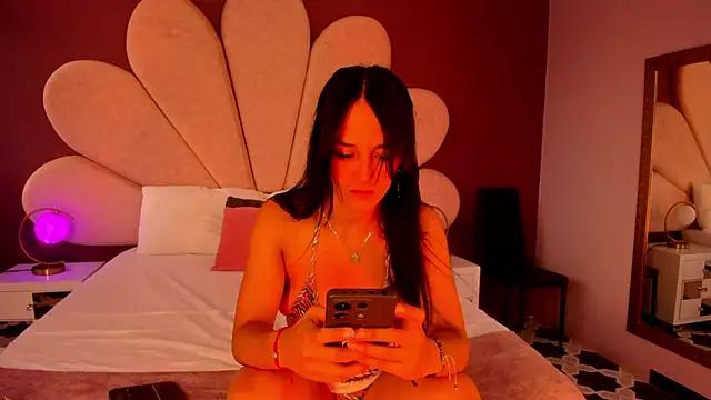 Check-out your craziest wishes with our pick of gaming cams models, featuring big knockers, round tails and tight twats.