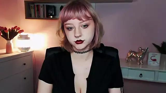 MadelineLust from StripChat is Freechat