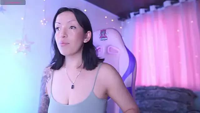Madison_Mayer from StripChat is Freechat