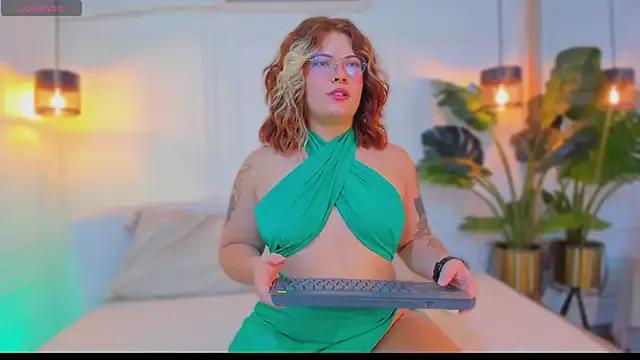 MadissonMoore from StripChat is Freechat