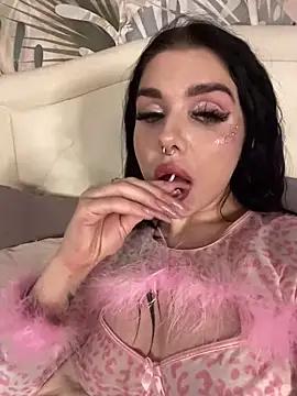 Check-out your craziest wishes with our pick of gaming cams models, featuring big knockers, round tails and tight twats.