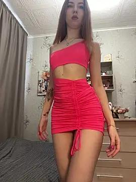 Check-out your craziest wishes with our pick of gaming cams models, featuring big knockers, round tails and tight twats.