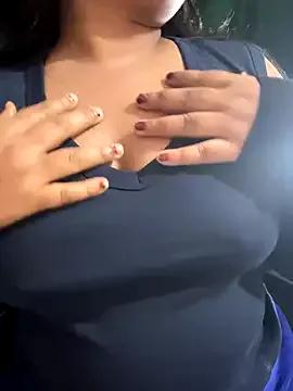 Maggi-is-back from StripChat is Freechat