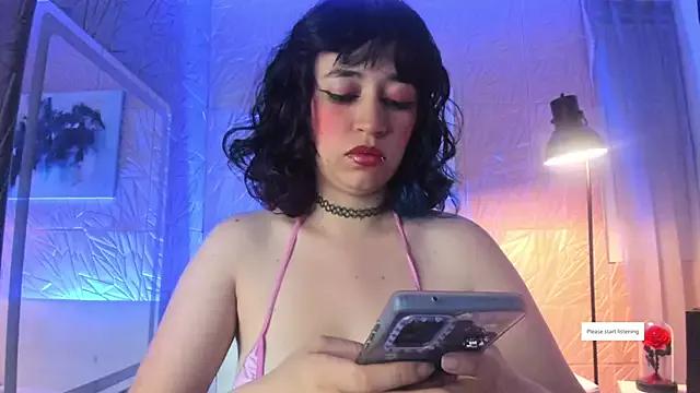 Check-out your craziest wishes with our pick of gaming cams models, featuring big knockers, round tails and tight twats.