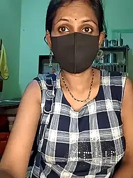 Mahi_queenx from StripChat is Freechat