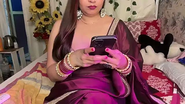 Mahimagic_doll from StripChat is Freechat