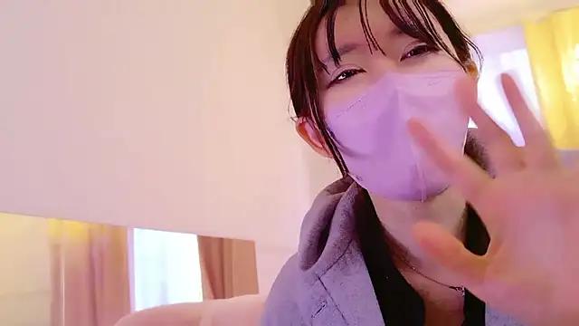 maii- model from StripChat
