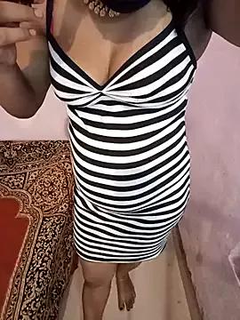 Mallu-Gayathri_Arun from StripChat