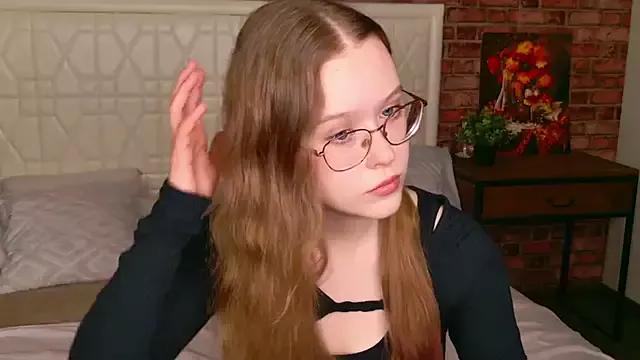 Photos of MandyMils from StripChat is Freechat