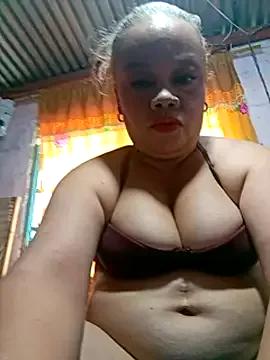 margaritamadura from StripChat is Freechat