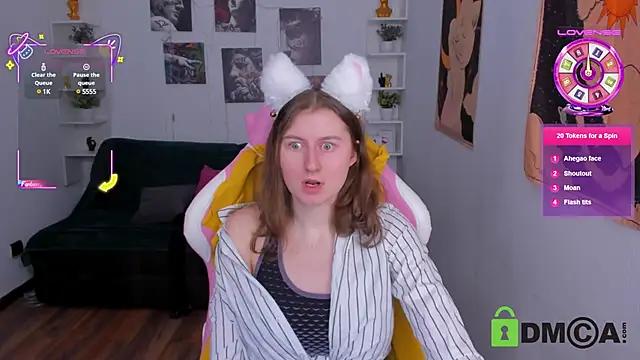 Check-out your craziest wishes with our pick of gaming cams models, featuring big knockers, round tails and tight twats.