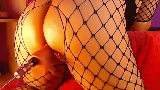 Check-out your craziest wishes with our pick of gaming cams models, featuring big knockers, round tails and tight twats.