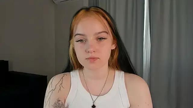 marianelly from StripChat is Freechat