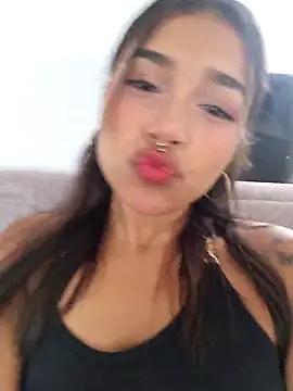 Photos of Mariangel_11 from StripChat is Freechat