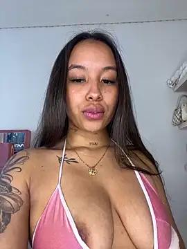 Check-out your craziest wishes with our pick of gaming cams models, featuring big knockers, round tails and tight twats.
