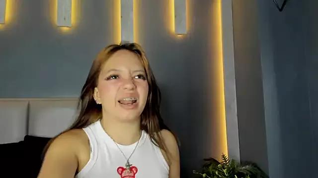 MarilynRusell from StripChat is Freechat