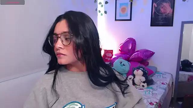 MarilynWhite_ from StripChat is Freechat