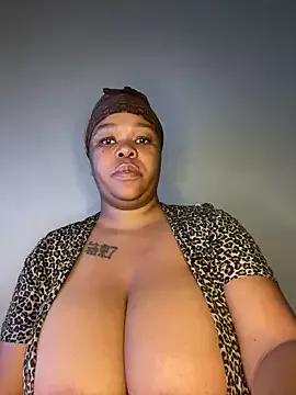 Marinda_Swangs from StripChat is Freechat
