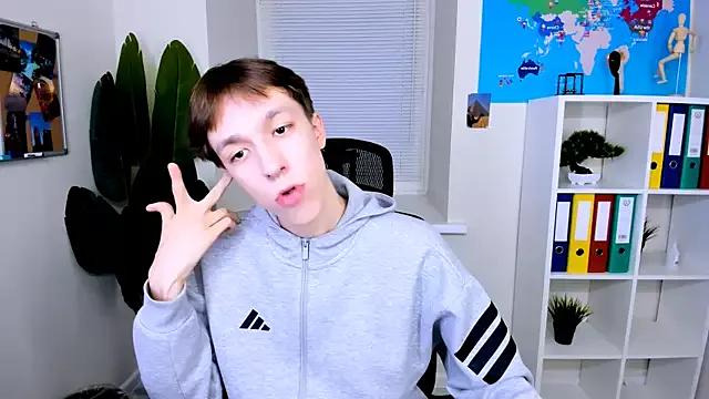 MarkBranston from StripChat is Freechat