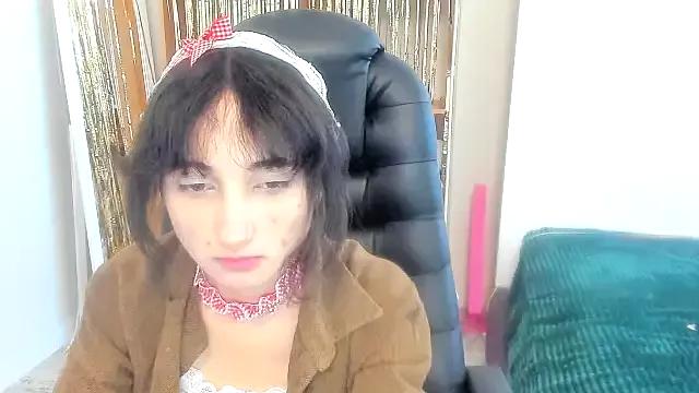 Check-out your craziest wishes with our pick of gaming cams models, featuring big knockers, round tails and tight twats.