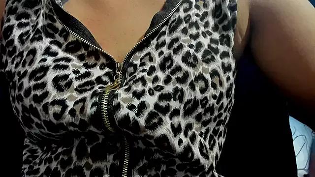 Martina_smth from StripChat is Freechat