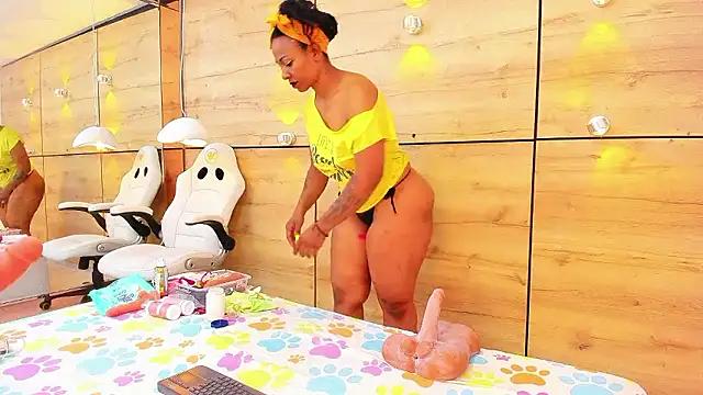 Check-out your craziest wishes with our pick of gaming cams models, featuring big knockers, round tails and tight twats.