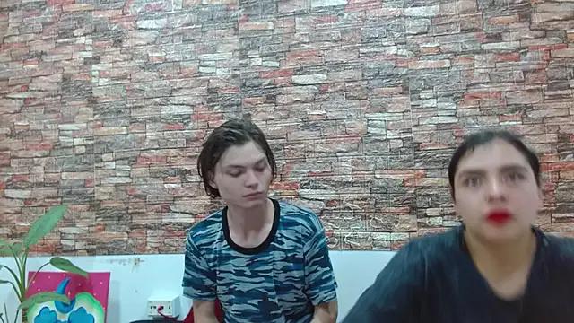 martinaandcoopercs from StripChat is Freechat