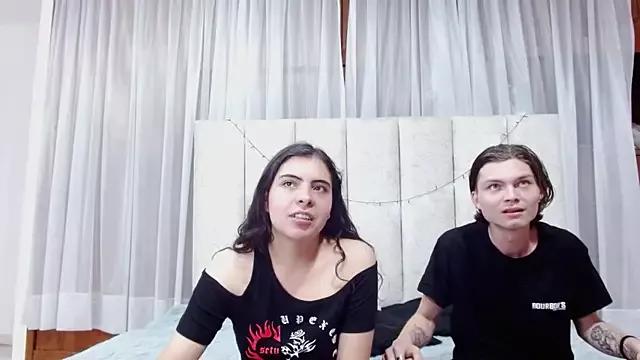 martinaandcoopercs from StripChat is Freechat