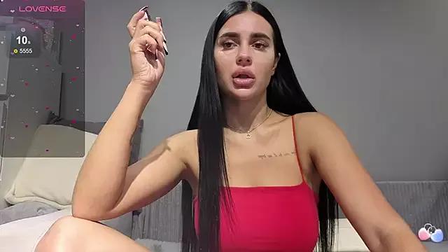 Check-out your craziest wishes with our pick of gaming cams models, featuring big knockers, round tails and tight twats.