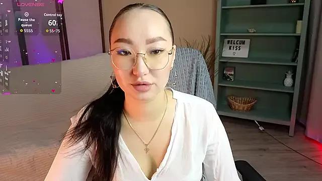 Mary_Driden from StripChat is Freechat