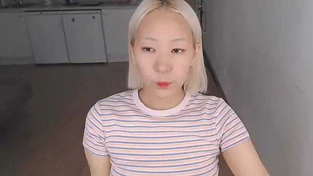 Mary_Santiago from StripChat is Freechat