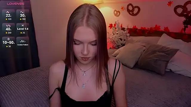 Maryan_a from StripChat is Freechat