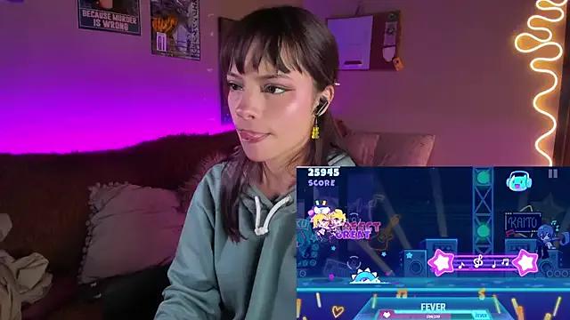 Check-out your craziest wishes with our pick of gaming cams models, featuring big knockers, round tails and tight twats.