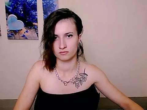 Check-out your craziest wishes with our pick of gaming cams models, featuring big knockers, round tails and tight twats.