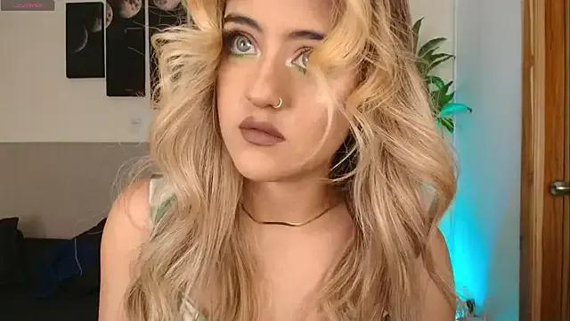 MaryMoon_ from StripChat is Freechat