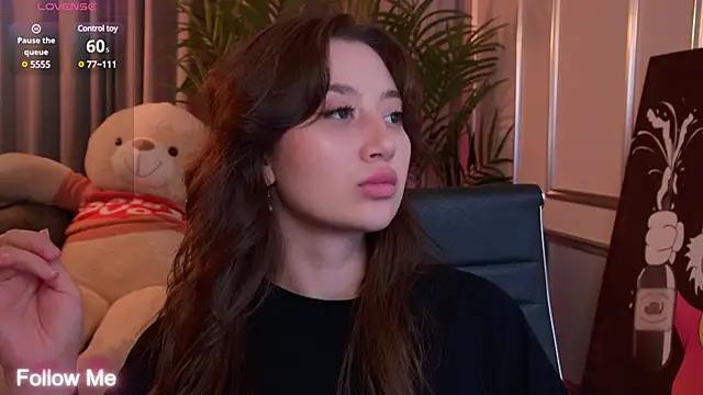 Check-out your craziest wishes with our pick of gaming cams models, featuring big knockers, round tails and tight twats.