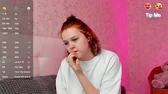 Check-out your craziest wishes with our pick of gaming cams models, featuring big knockers, round tails and tight twats.