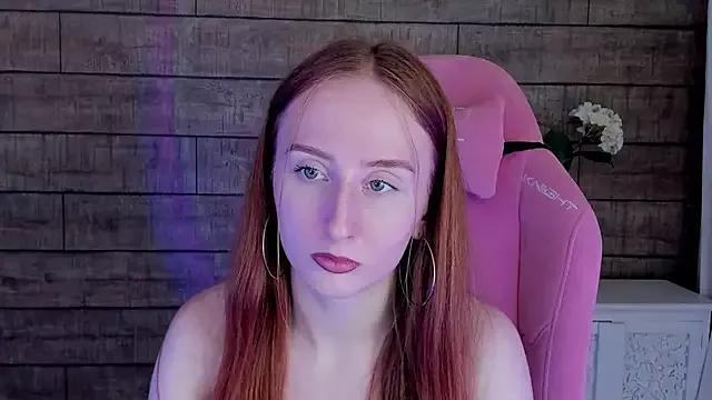 Check-out your craziest wishes with our pick of gaming cams models, featuring big knockers, round tails and tight twats.