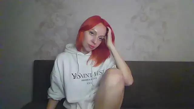 MashaSwan9977 from StripChat is Freechat