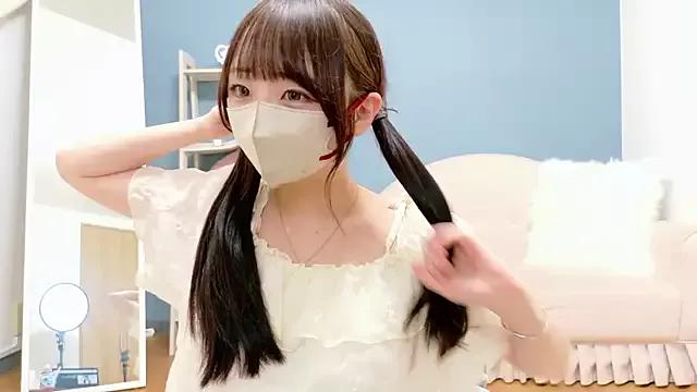 Mashiro-chan from StripChat is Freechat