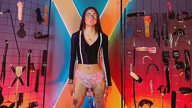 Check-out your craziest wishes with our pick of gaming cams models, featuring big knockers, round tails and tight twats.