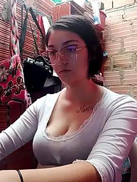 mavis_loves from StripChat is Freechat